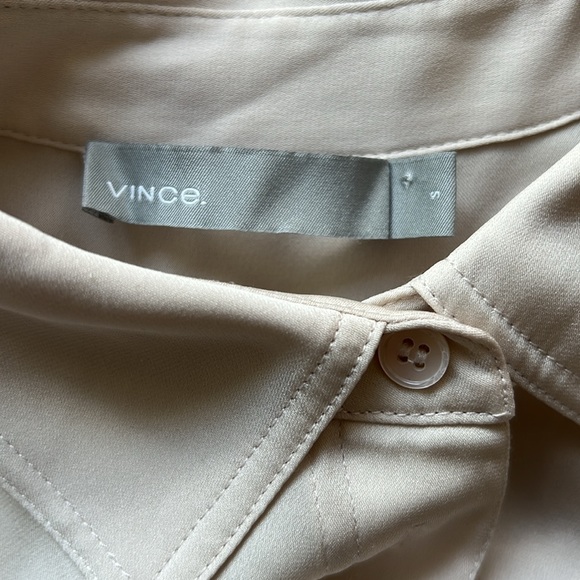 Vince silk long sleeve blouse size S - Picture 2 of 4
